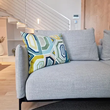 The Urban Retreat By Lovelystay Appartement