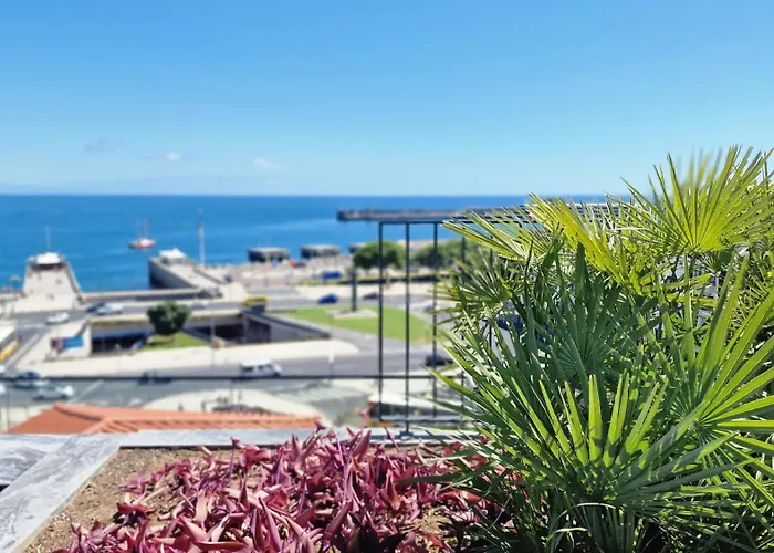 The Urban Retreat By Lovelystay Funchal (Madeira)
