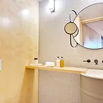 The Urban Retreat By Lovelystay Funchal (Madeira)