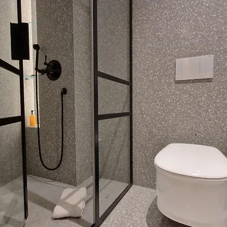 The Urban Retreat By Lovelystay Διαμέρισμα *