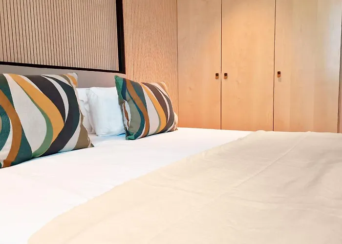 The Urban Retreat By Lovelystay