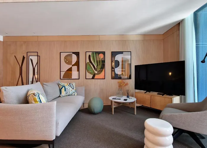 The Urban Retreat By Lovelystay *