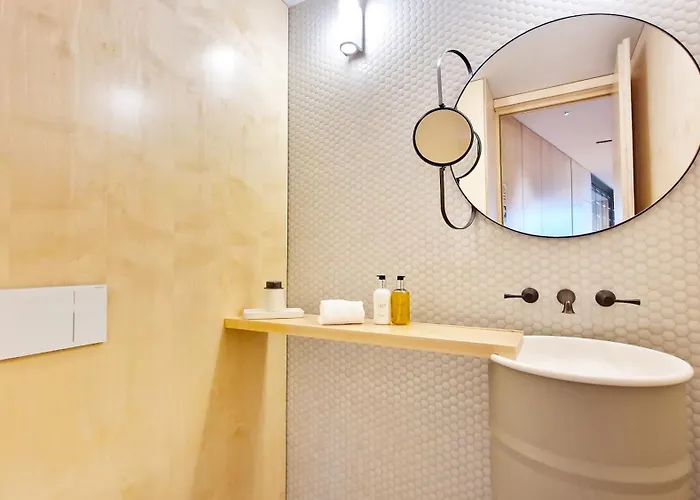 The Urban Retreat By Lovelystay فونشال