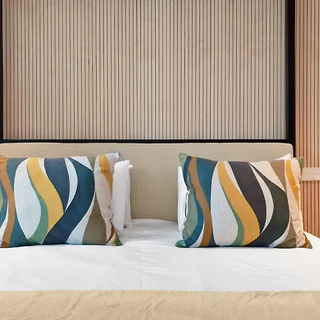 Apartment The Urban Retreat By Lovelystay